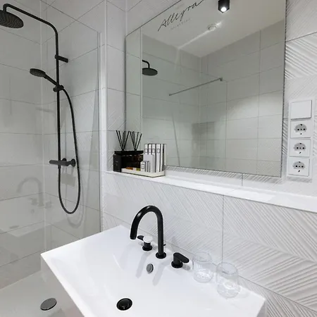 Allegra Hotel 3*