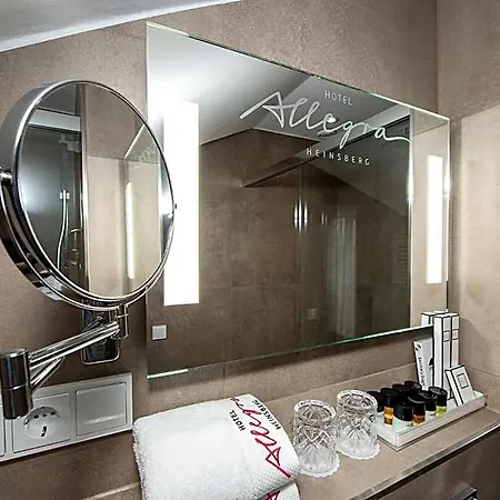 Allegra 3*